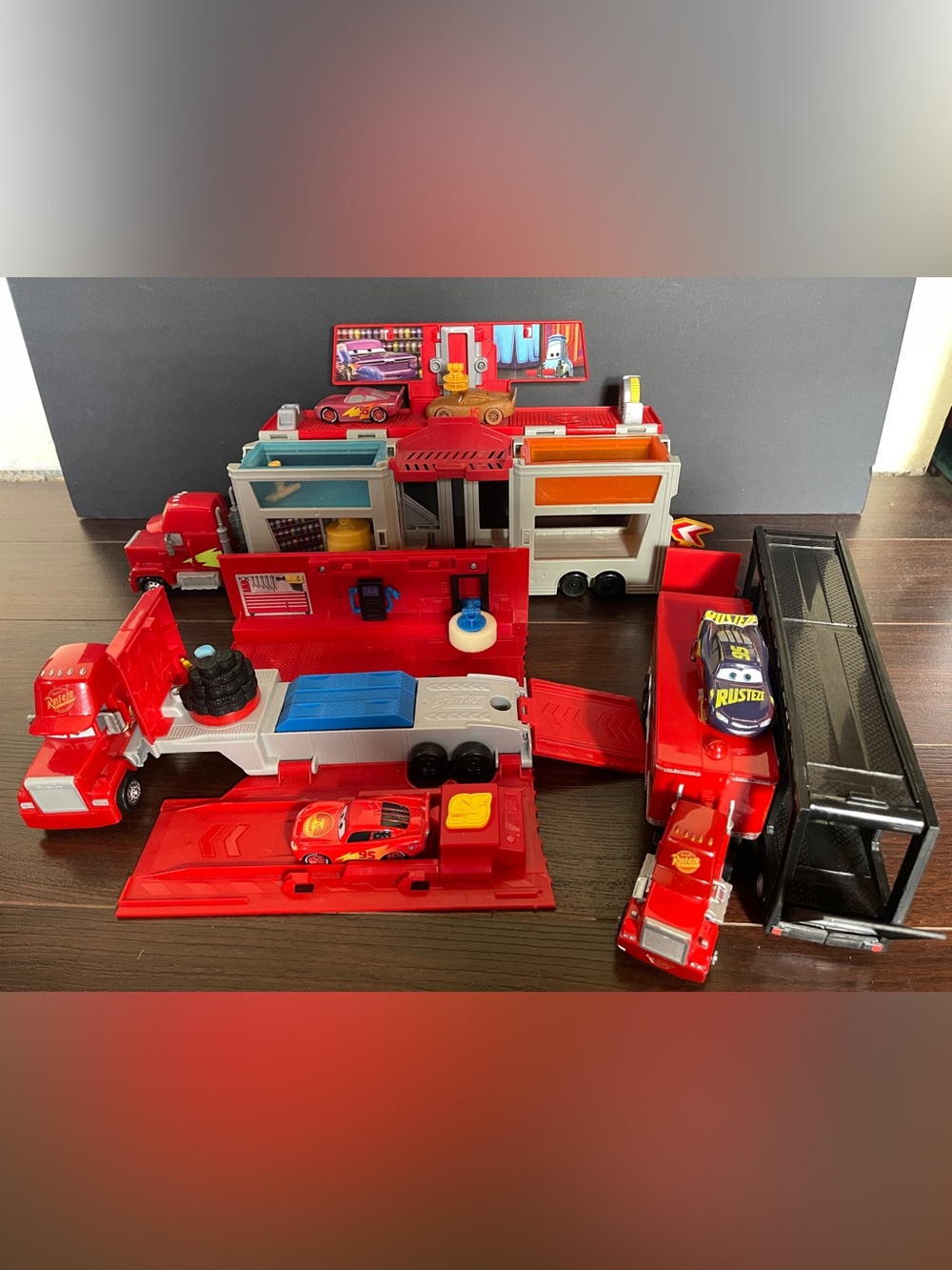 Lot of Disney Pixar cars car and truck play sets